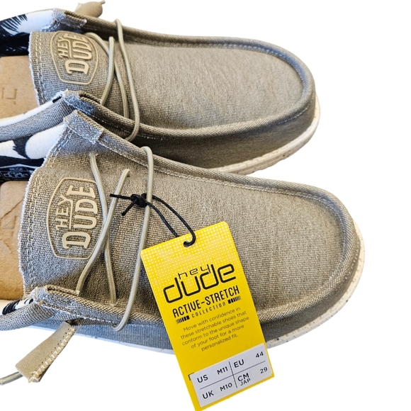 Hey Dude Wally Stretch Canvas Beige Slip-On Casual Shoes NEW - Picture 5 of 7